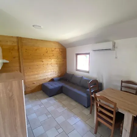 Salas Babic 아파트 *